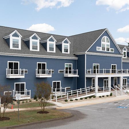 Boardwalk Hotel On Lake Anna By Kasa Mineral Esterno foto